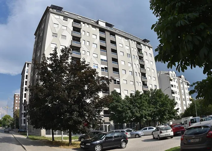 Modern & Cozy Апартаменти